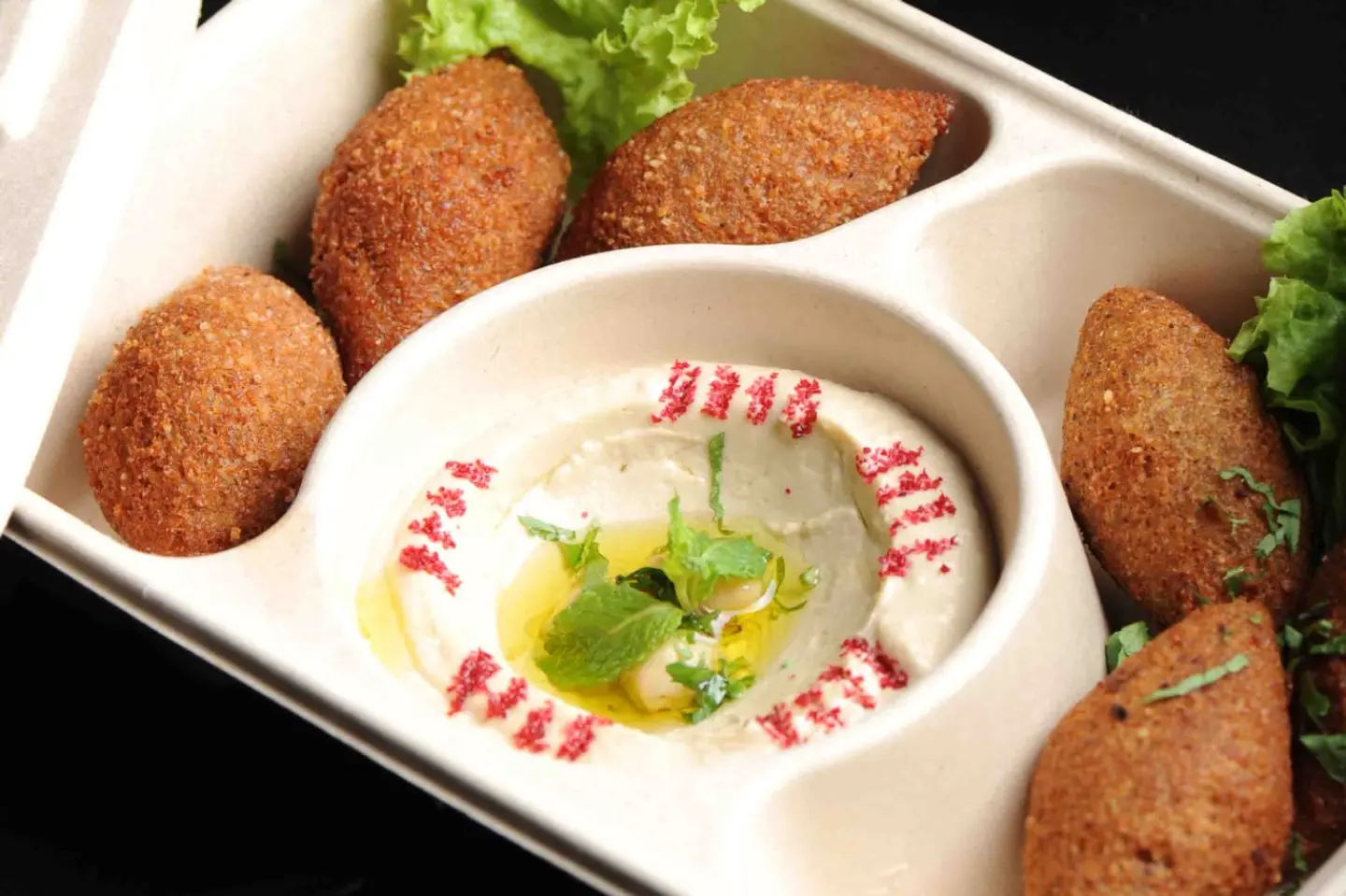 مشكل كبة لحم ودجاج مع الحمص