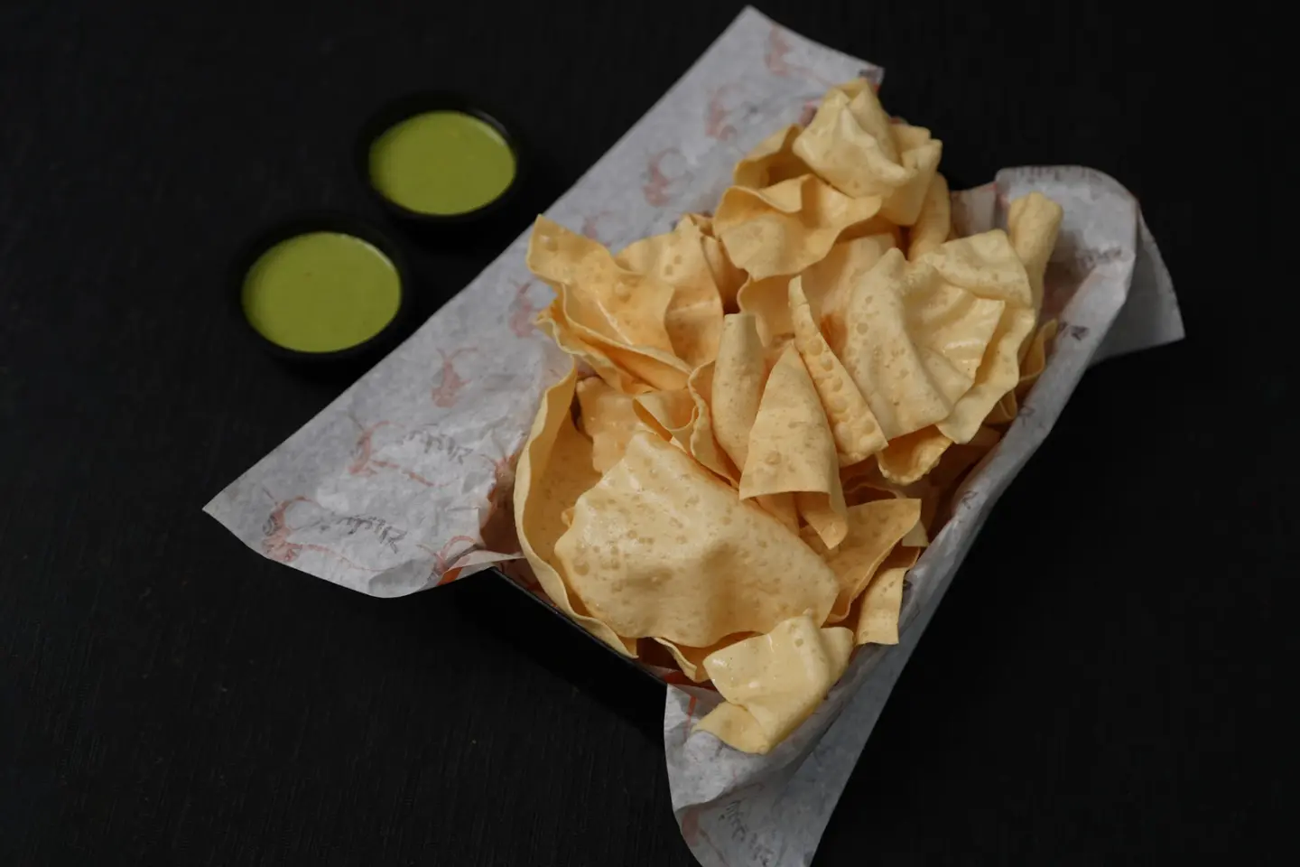 Papad With Chutney Sauce