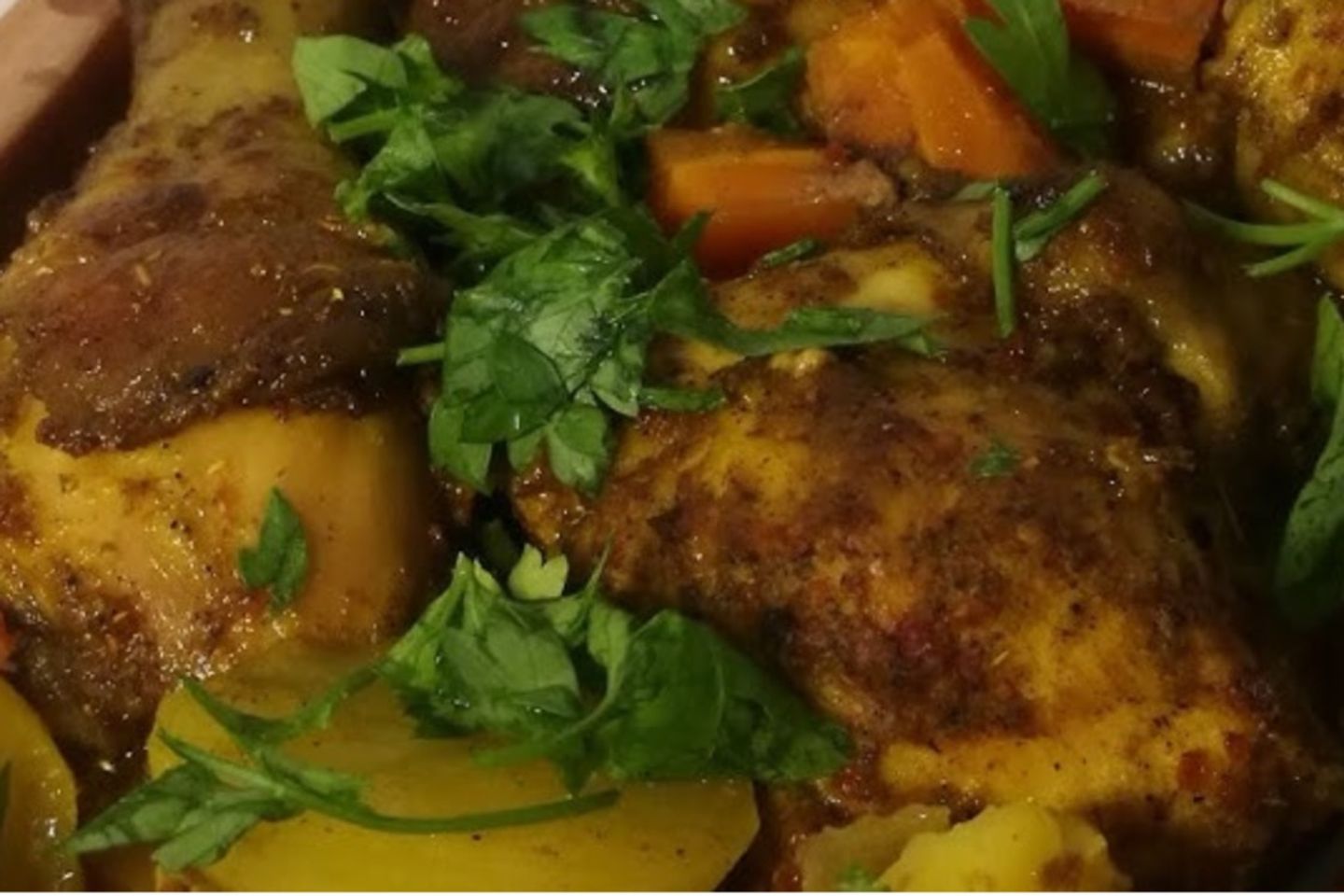 طاجن دجاج بالخضار