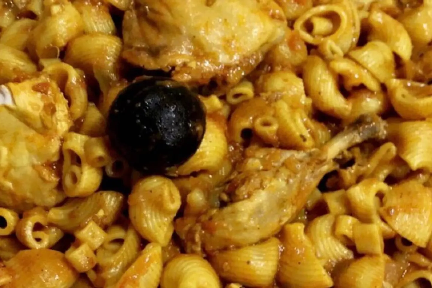 نص حبه دجاج مكرونه