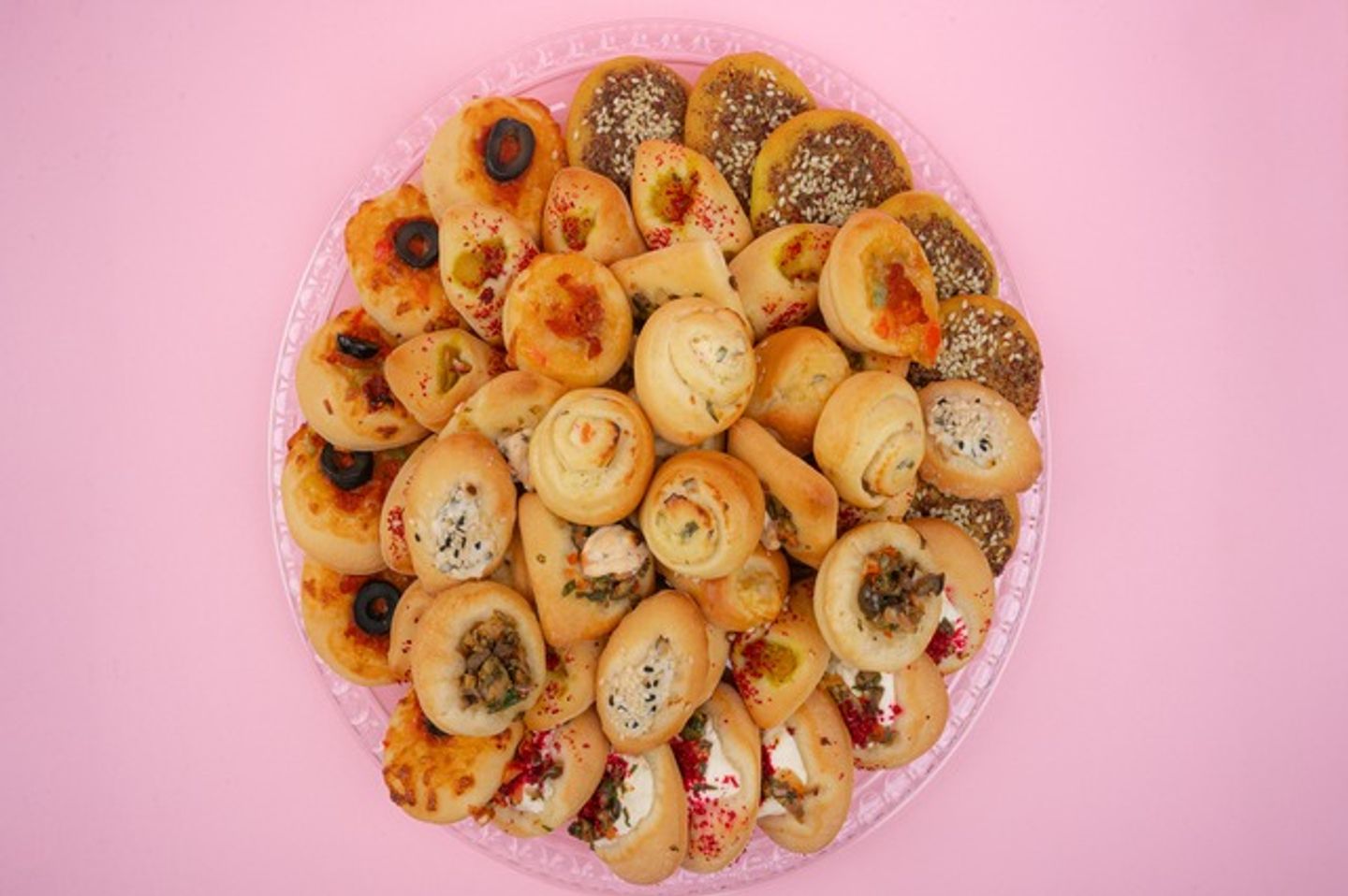 Assorted Fatayer Tray 24pcs
