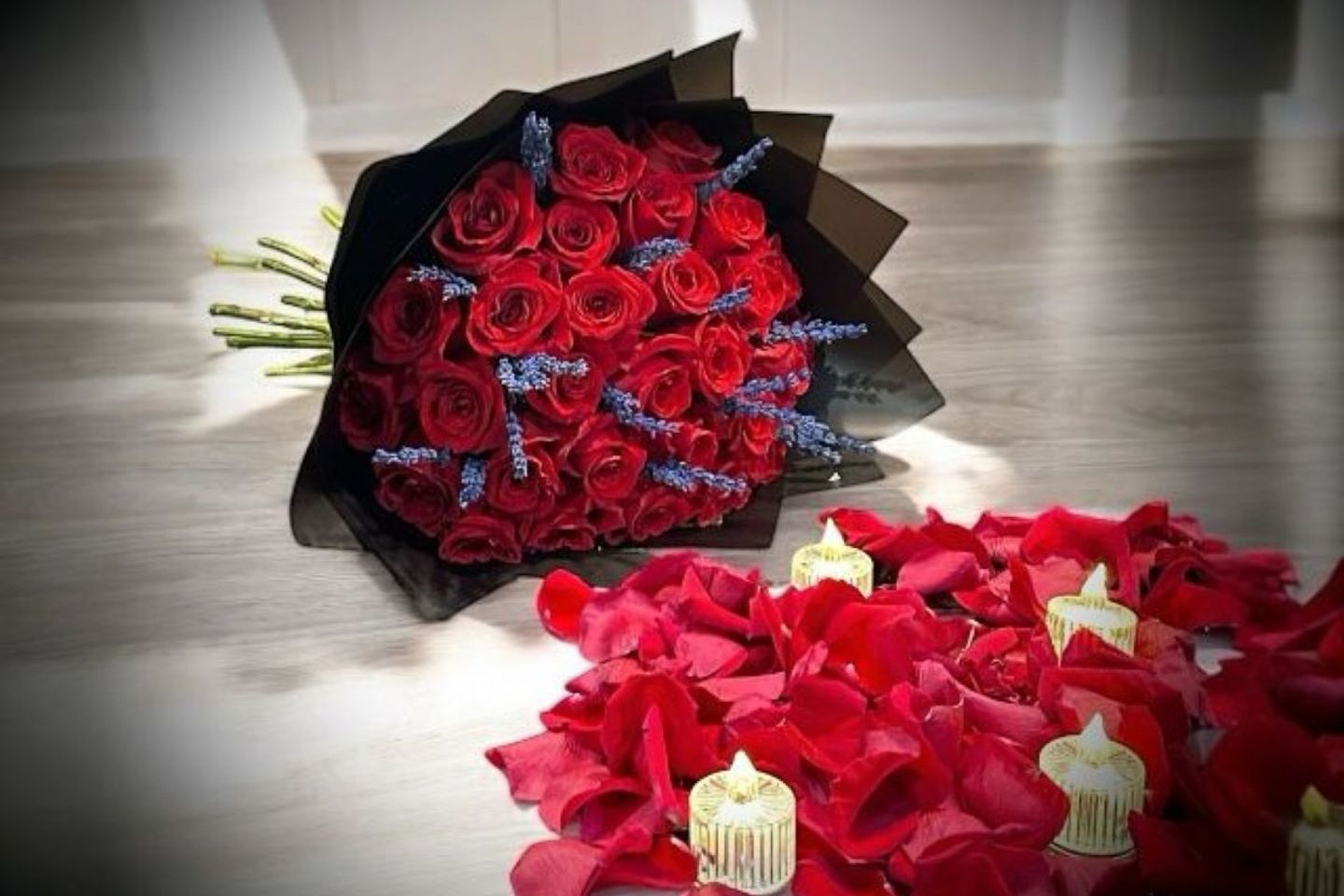 Valentine's Day   Red Bouquet With Lavender And Candles