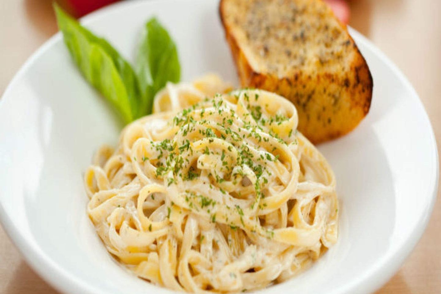Fettuccine Alfredo
