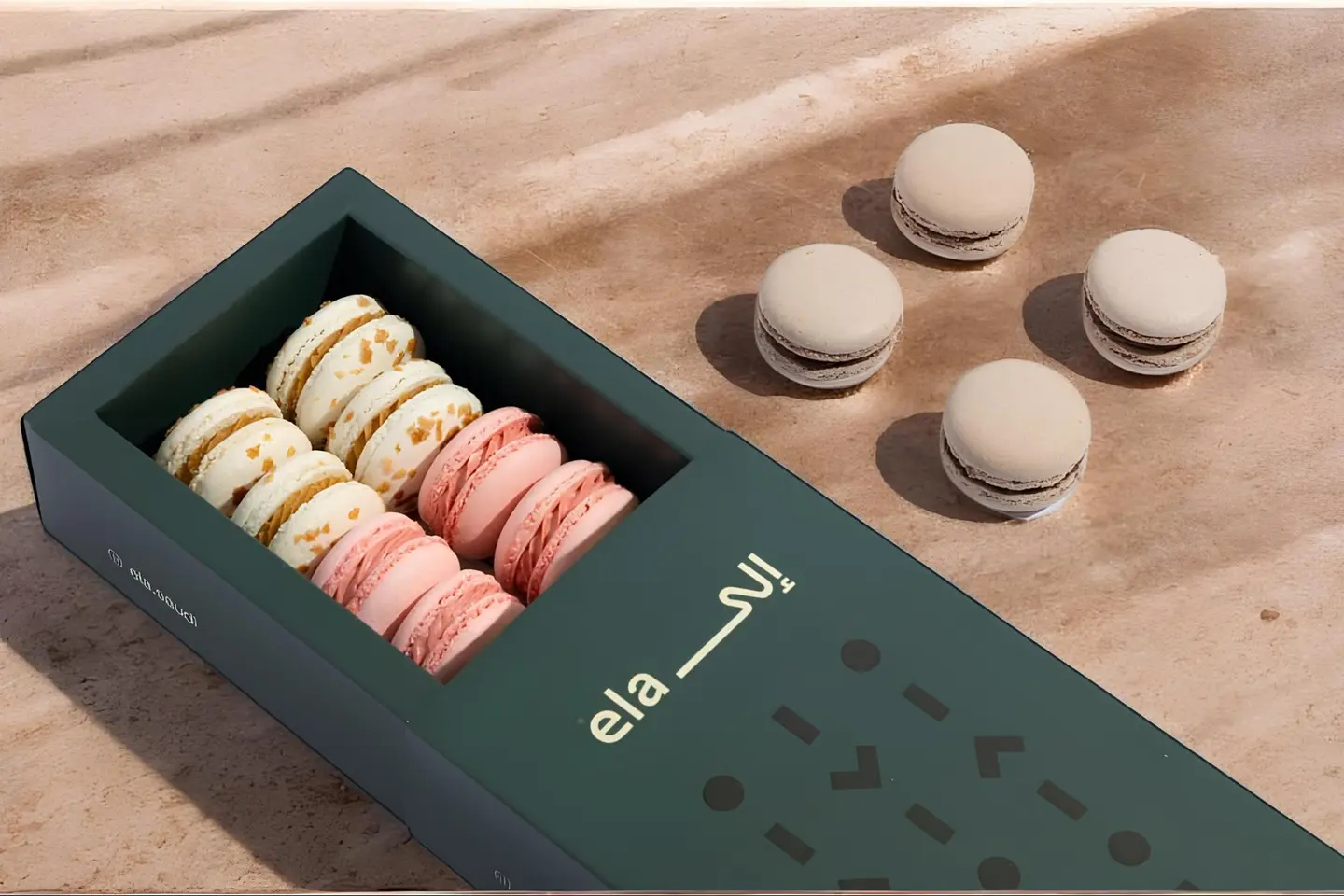 Macaron Box