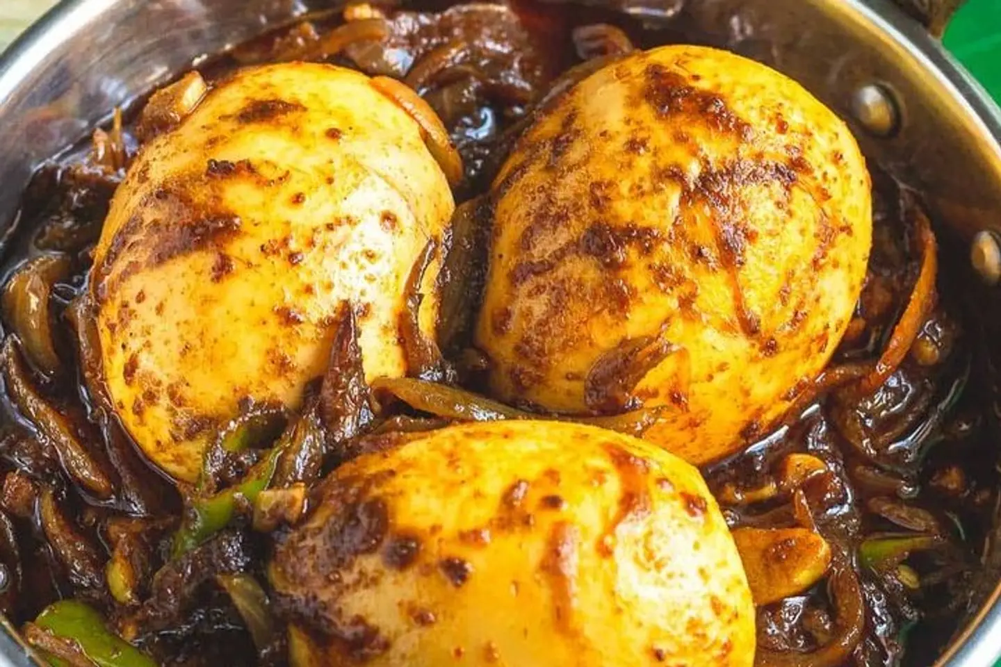 بيضة مشوية مزدوجة