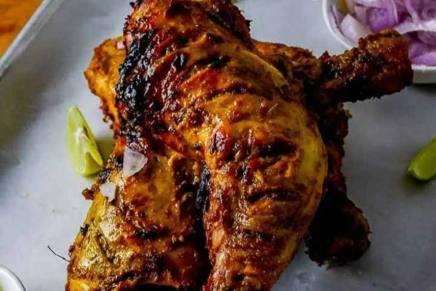 دجاج تندوري - نصف مع روتي تندوري