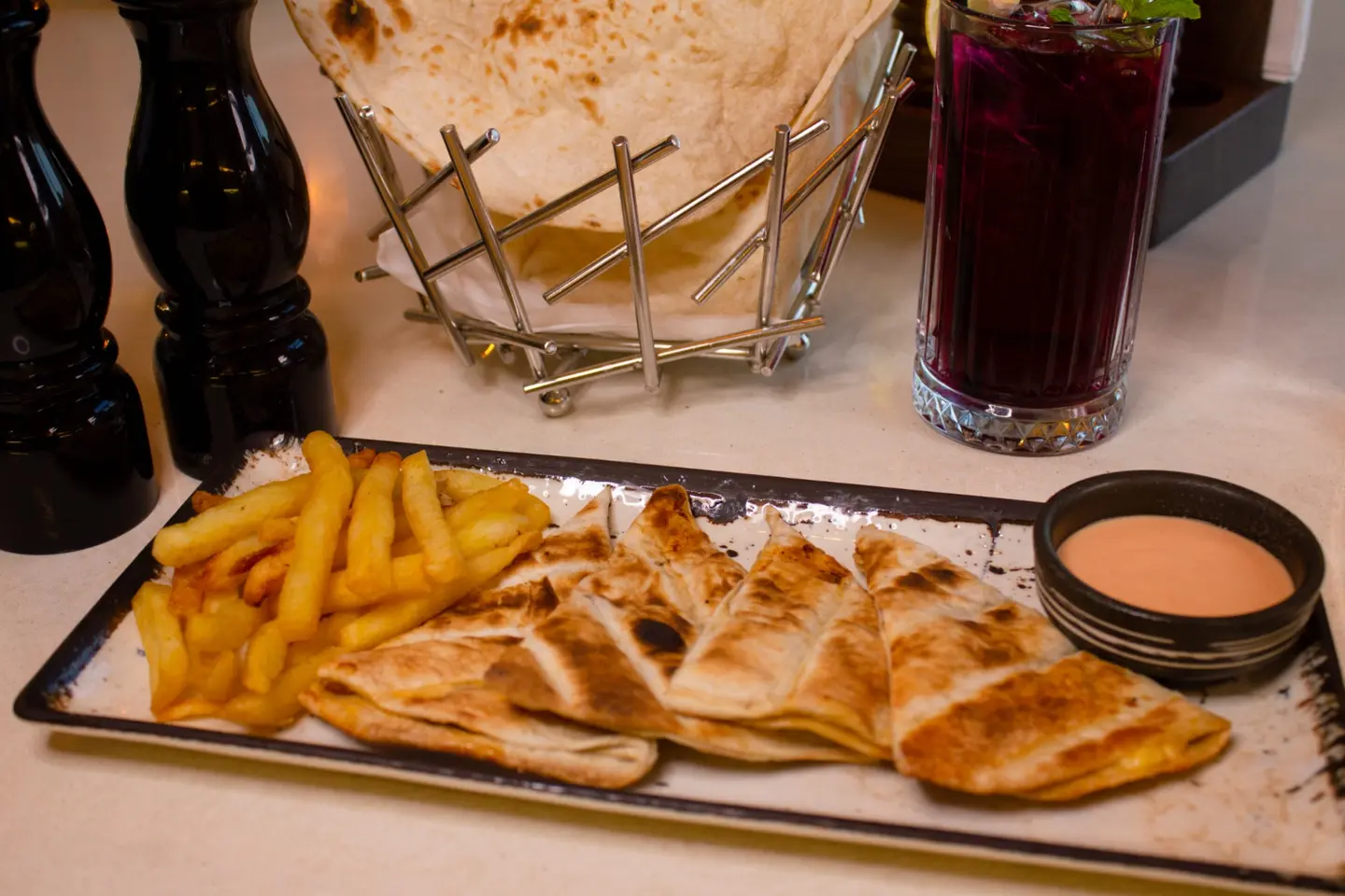 عرايس جبنة