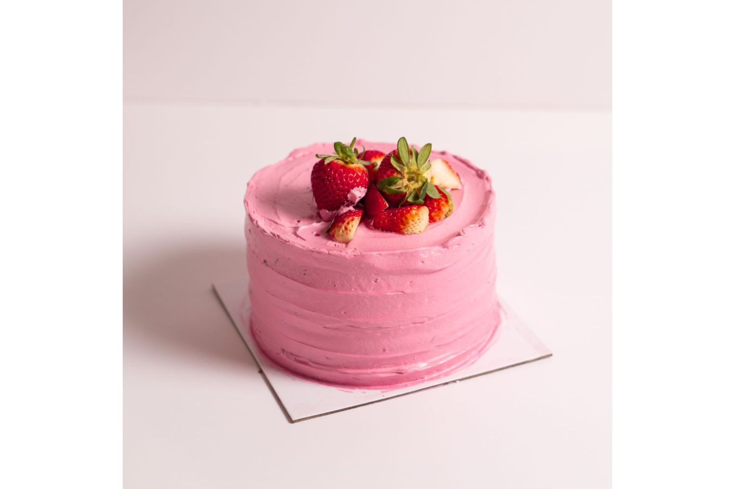 Lemon Cake With Strawberry Filling