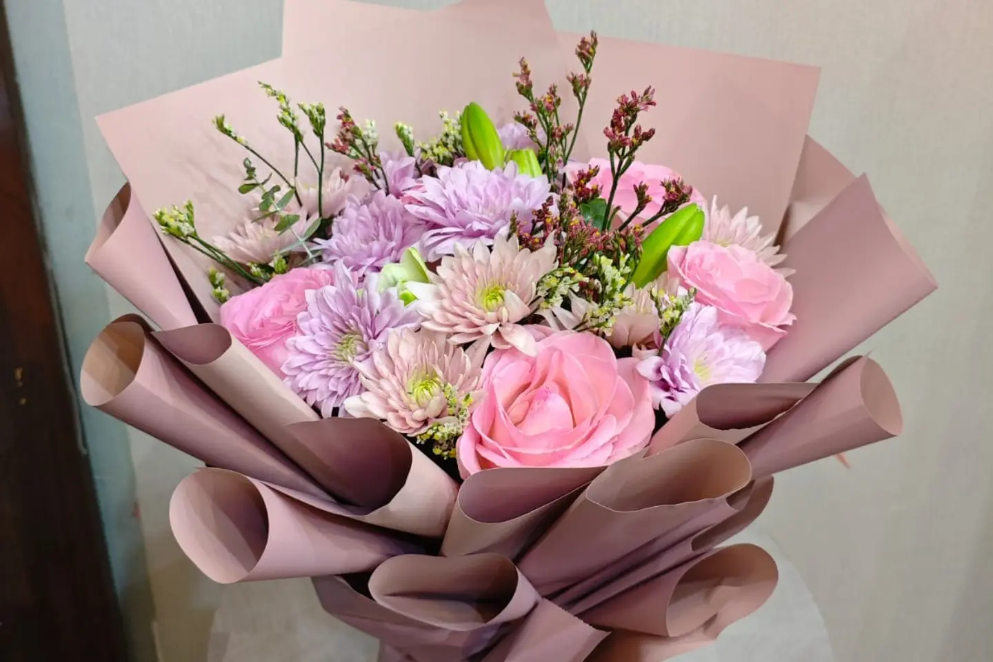 باقة ورد وردية لطيفة