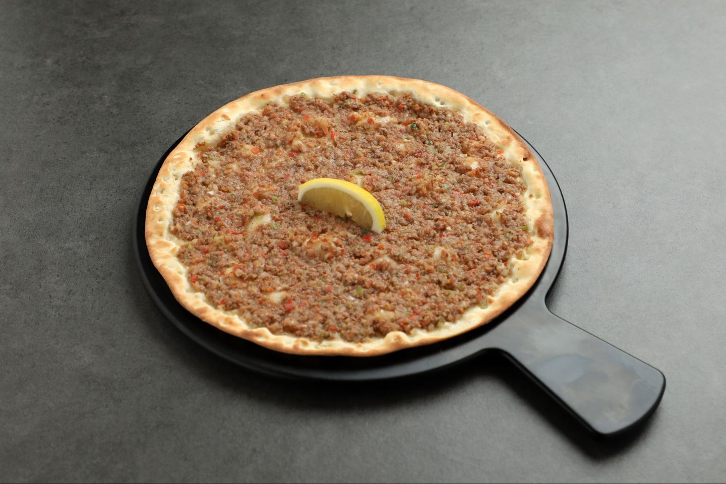 لحم بعجين