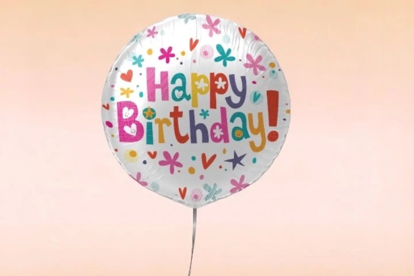 بالون عيد ميلاد جديد