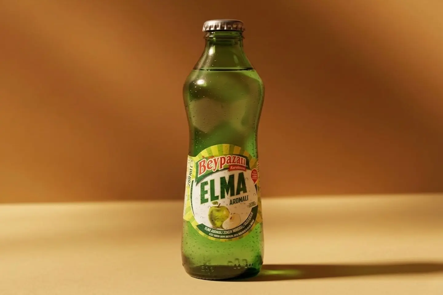 مياه غازية تفاح