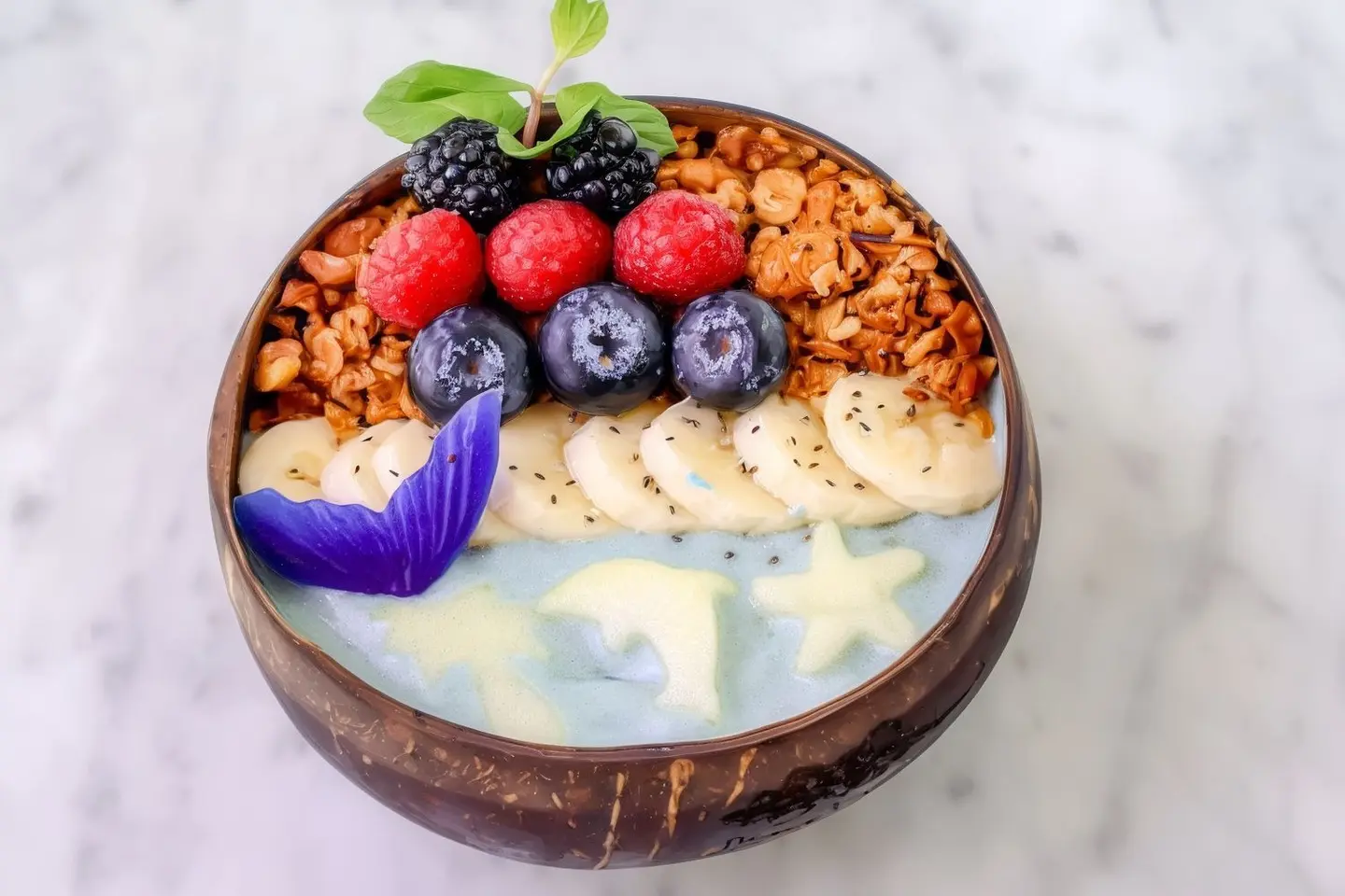 وعاء سموذي الازرق