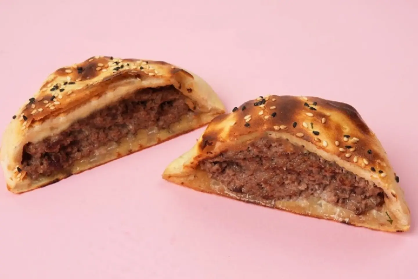 فطيره برجر لحم
