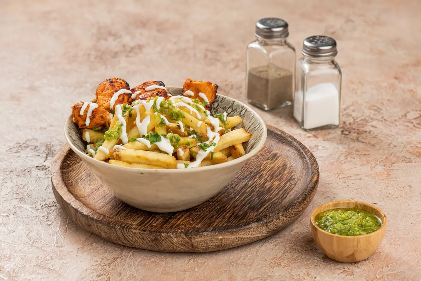 طاووق فرايز