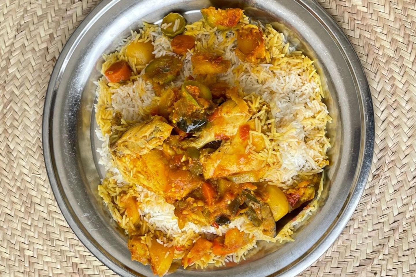 نص حبة مقلوبة دجاج