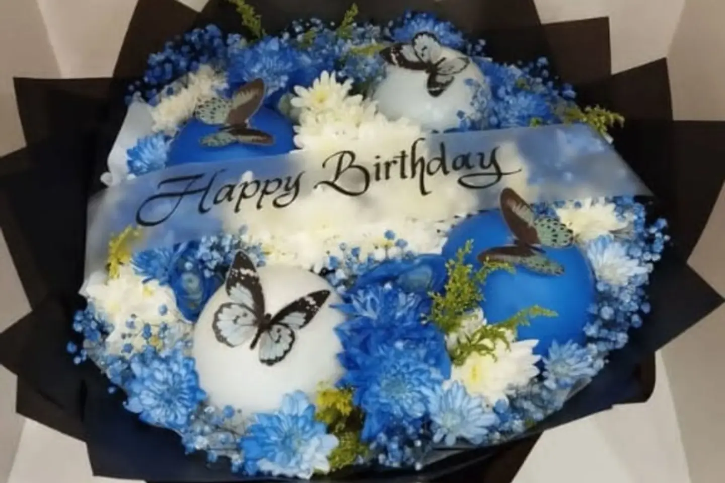 Natural Rose Birthday Bouquet