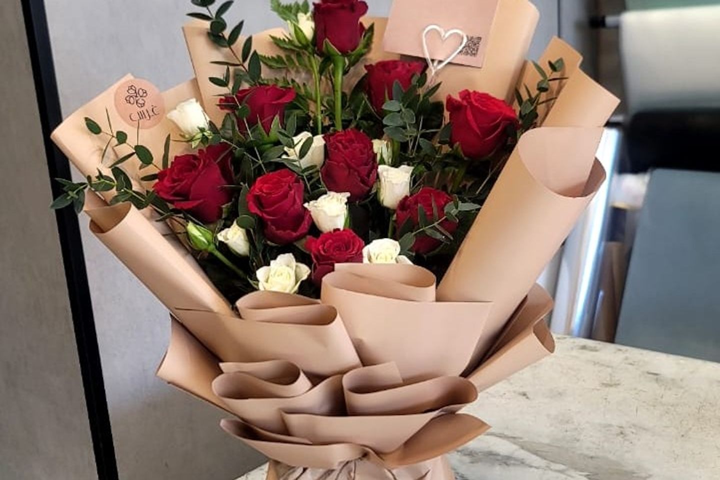 باقه احمر وابيض
