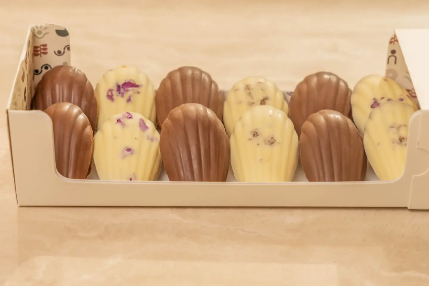 بوكس مادلين مكس