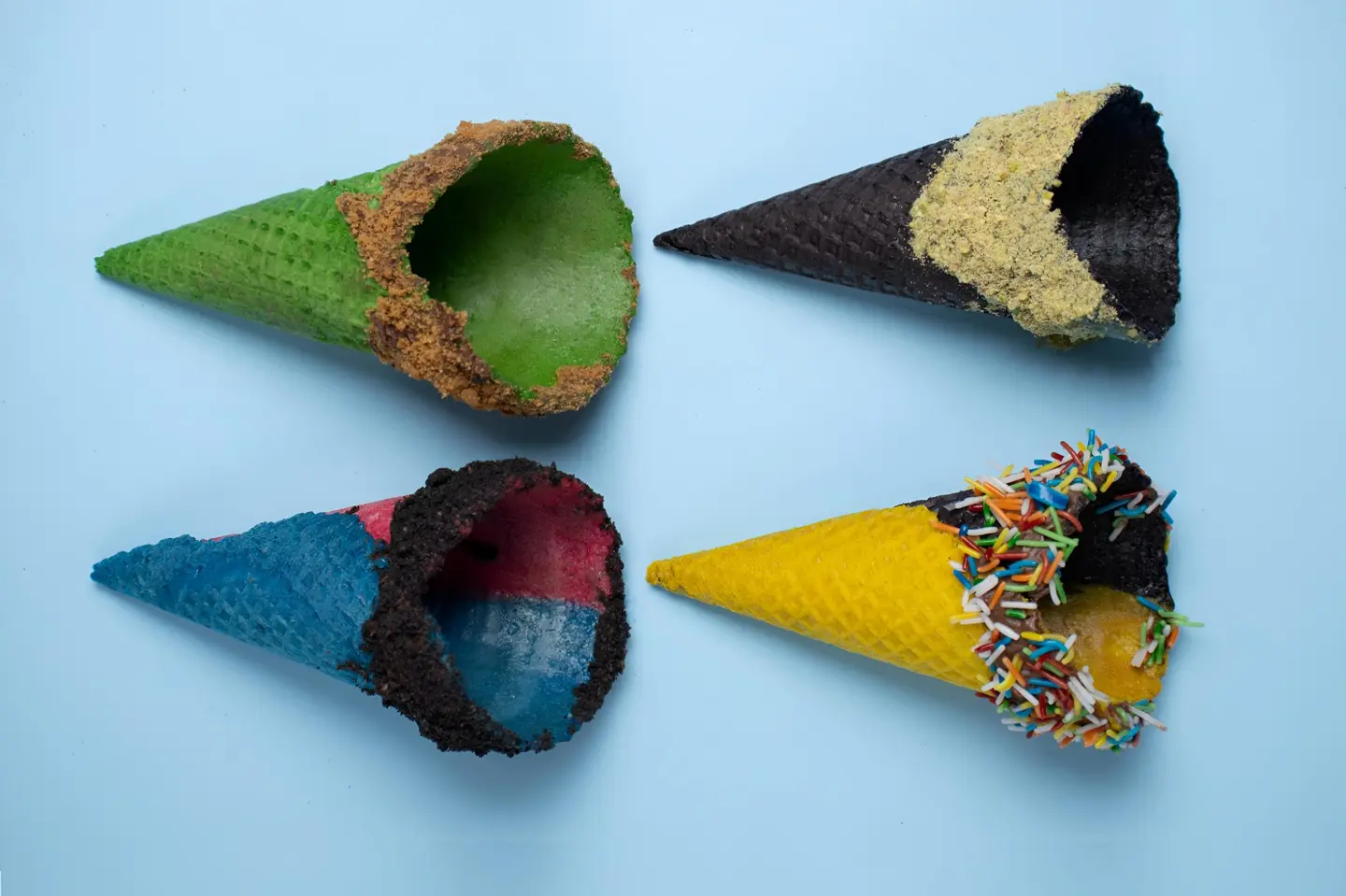 بسكوت نوتيلا وافل ملون فارغ