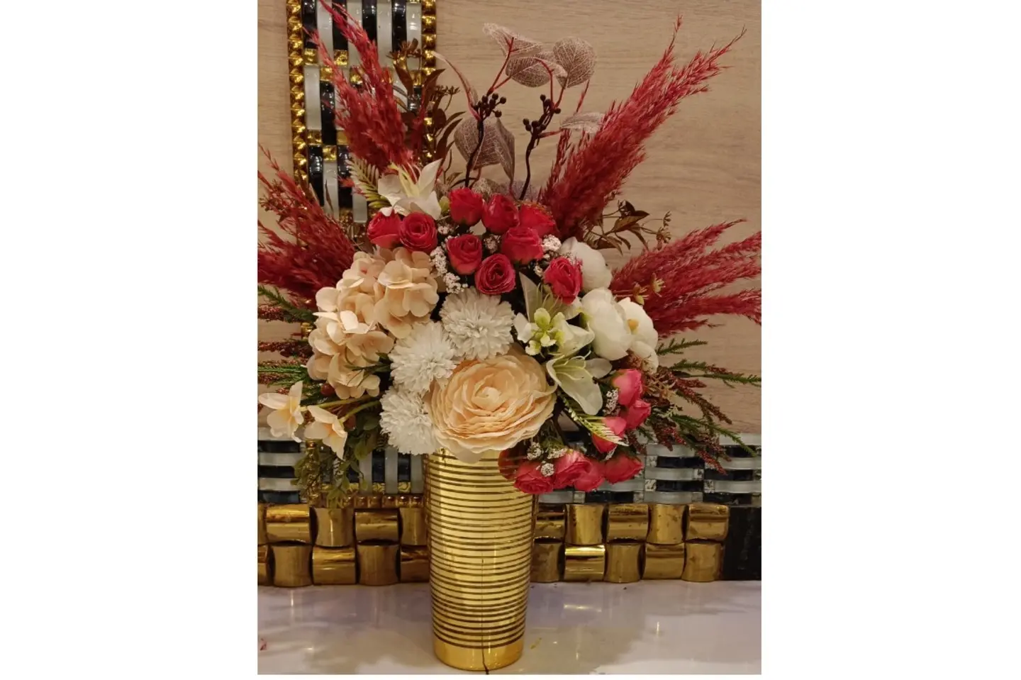 Artificial Flower Vase 4