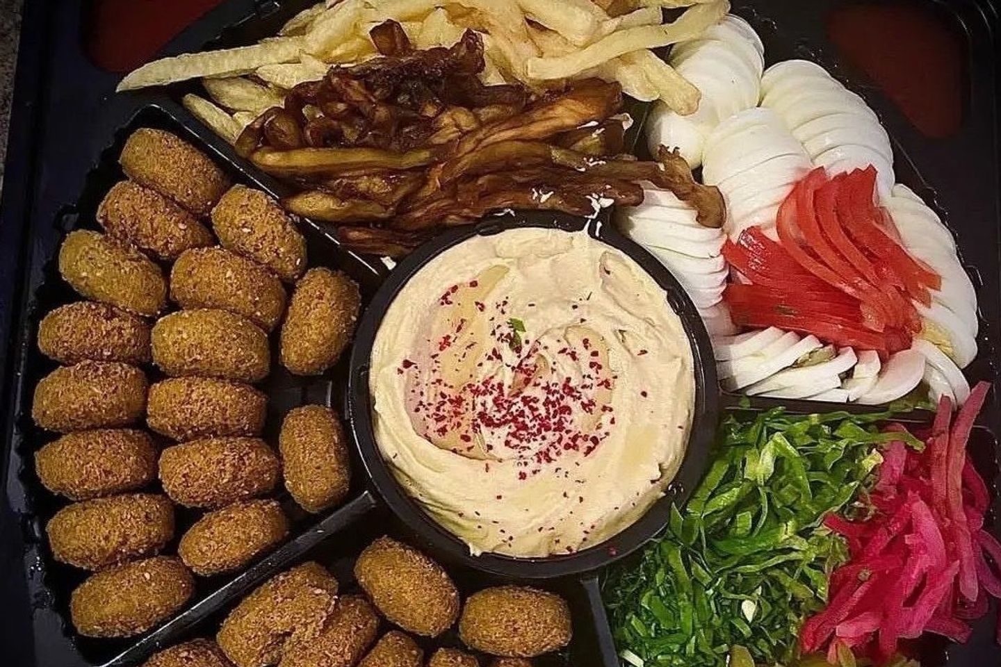 صحن فلافل مشكل كبير