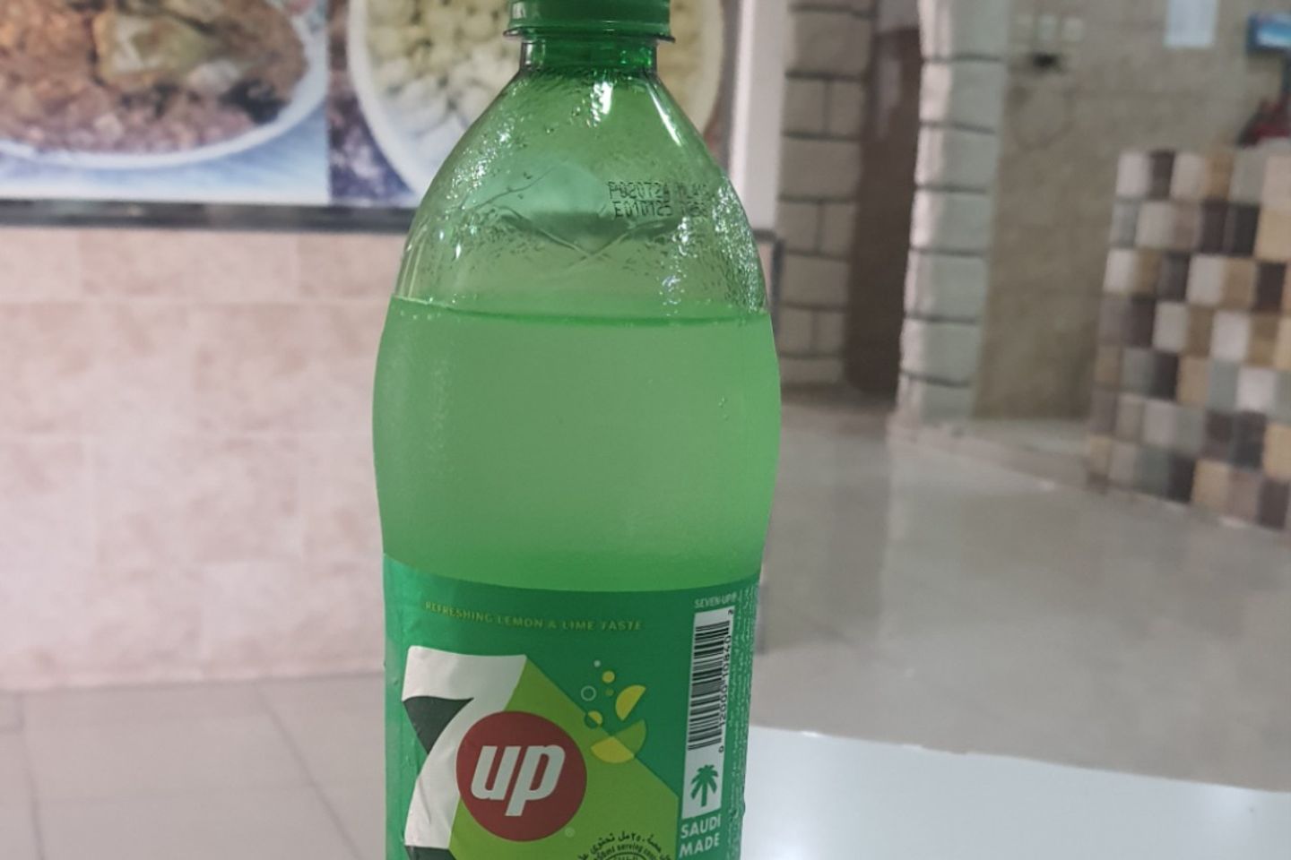 مشروب غازي ١ لتر