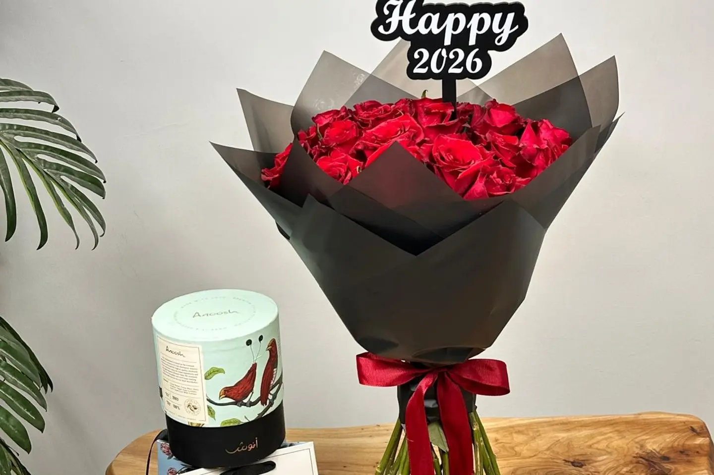هدايا السنه- - بوكيه احمر مع انوش