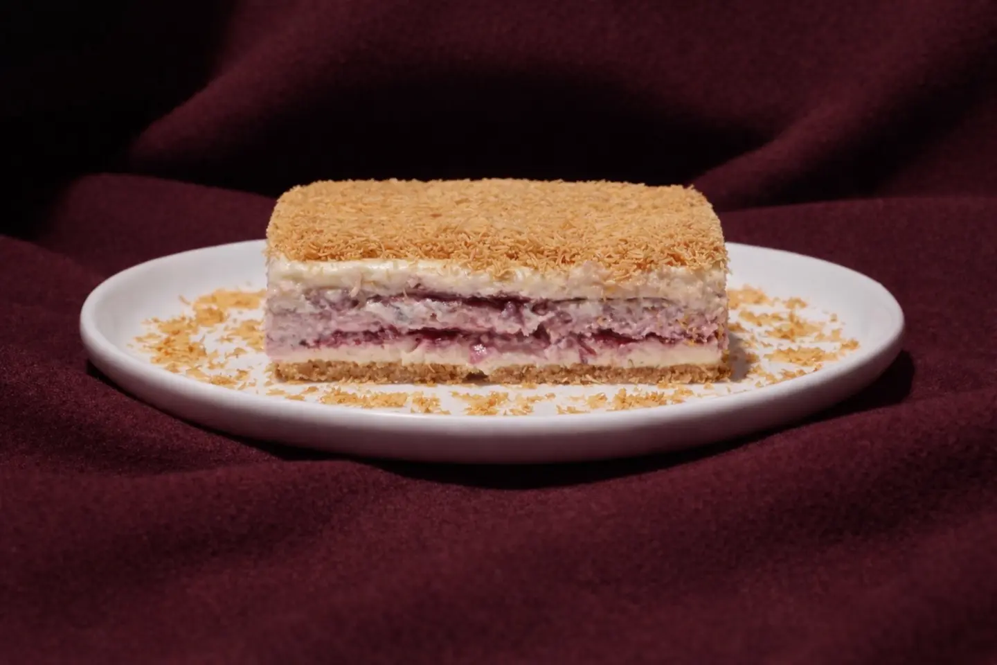 كنافة تشيز كيك توت