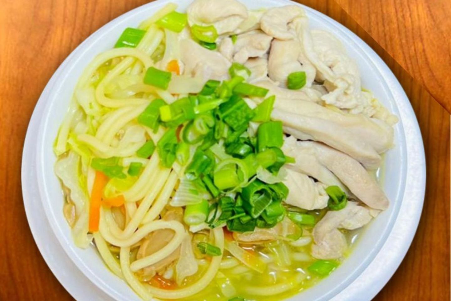 شوربة نودلز