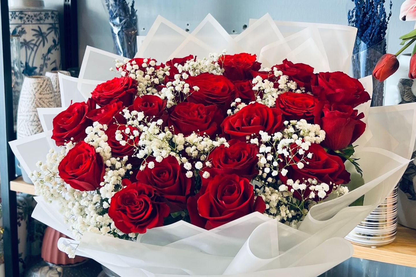 باقة حمراء راقية