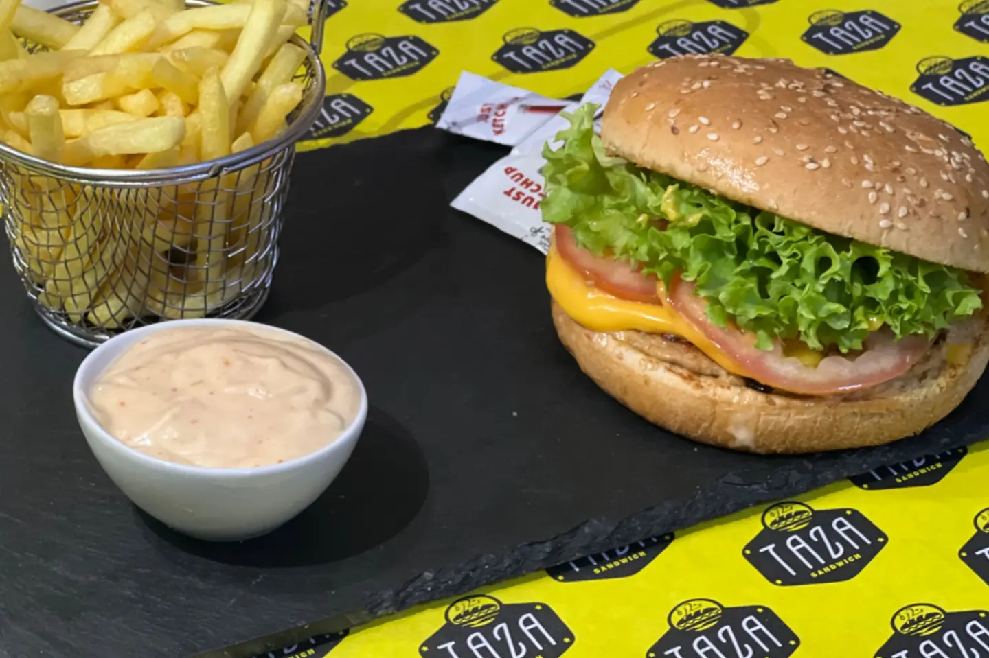 Big Burger Chicken Taza