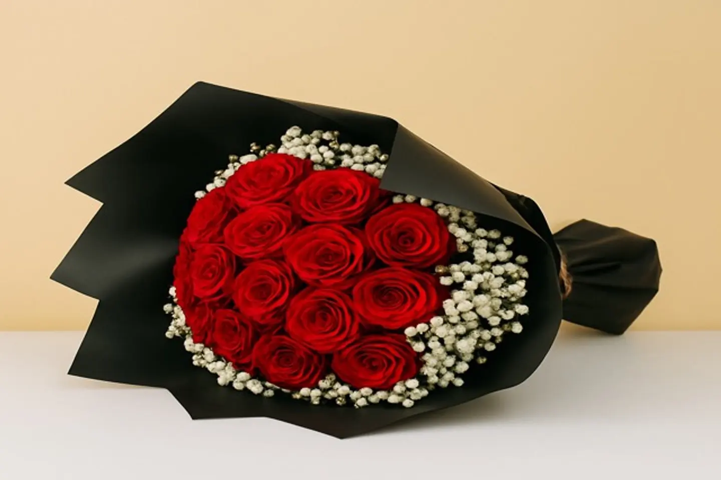 بوكيه فخامة الأحمر