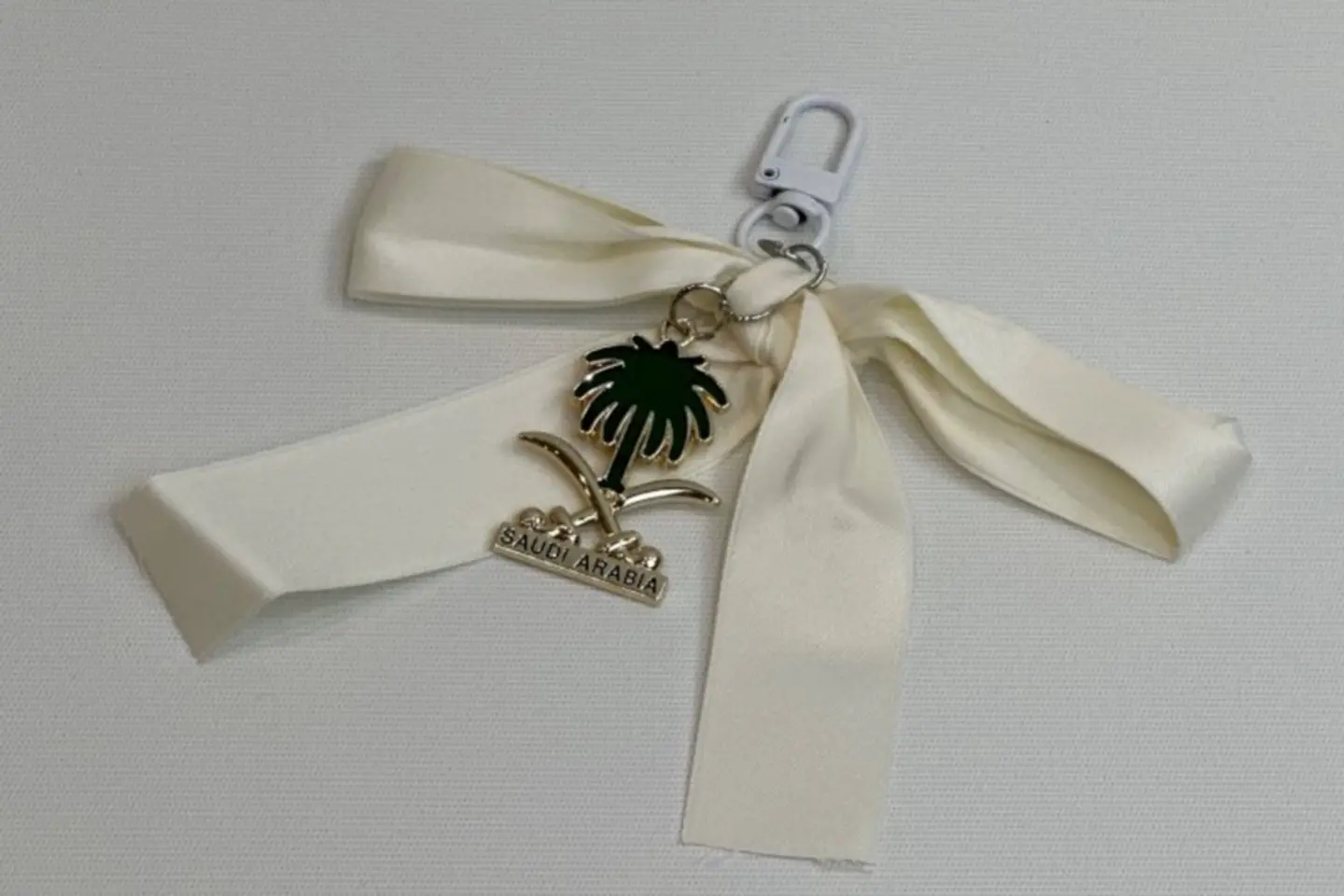 National Pendant 3