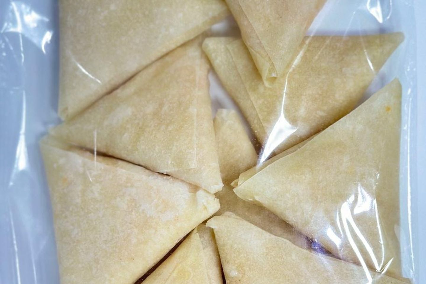 سمبوسة مجمدة - سبانخ ١٤ قطعة