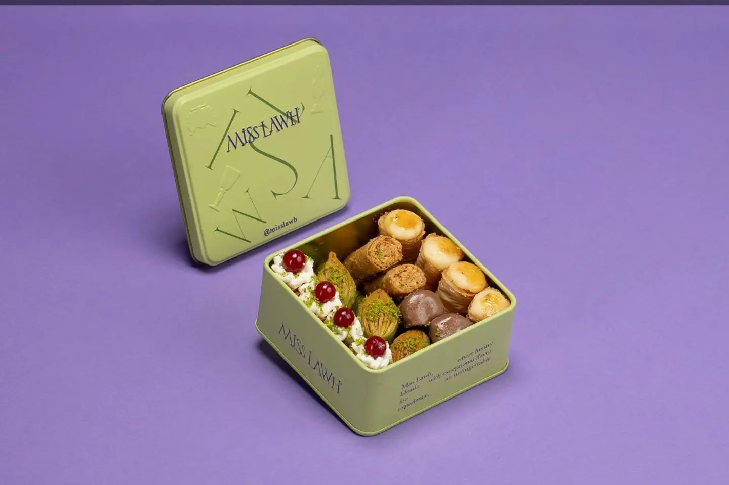 Baklava Mix Cream And Nuts Small