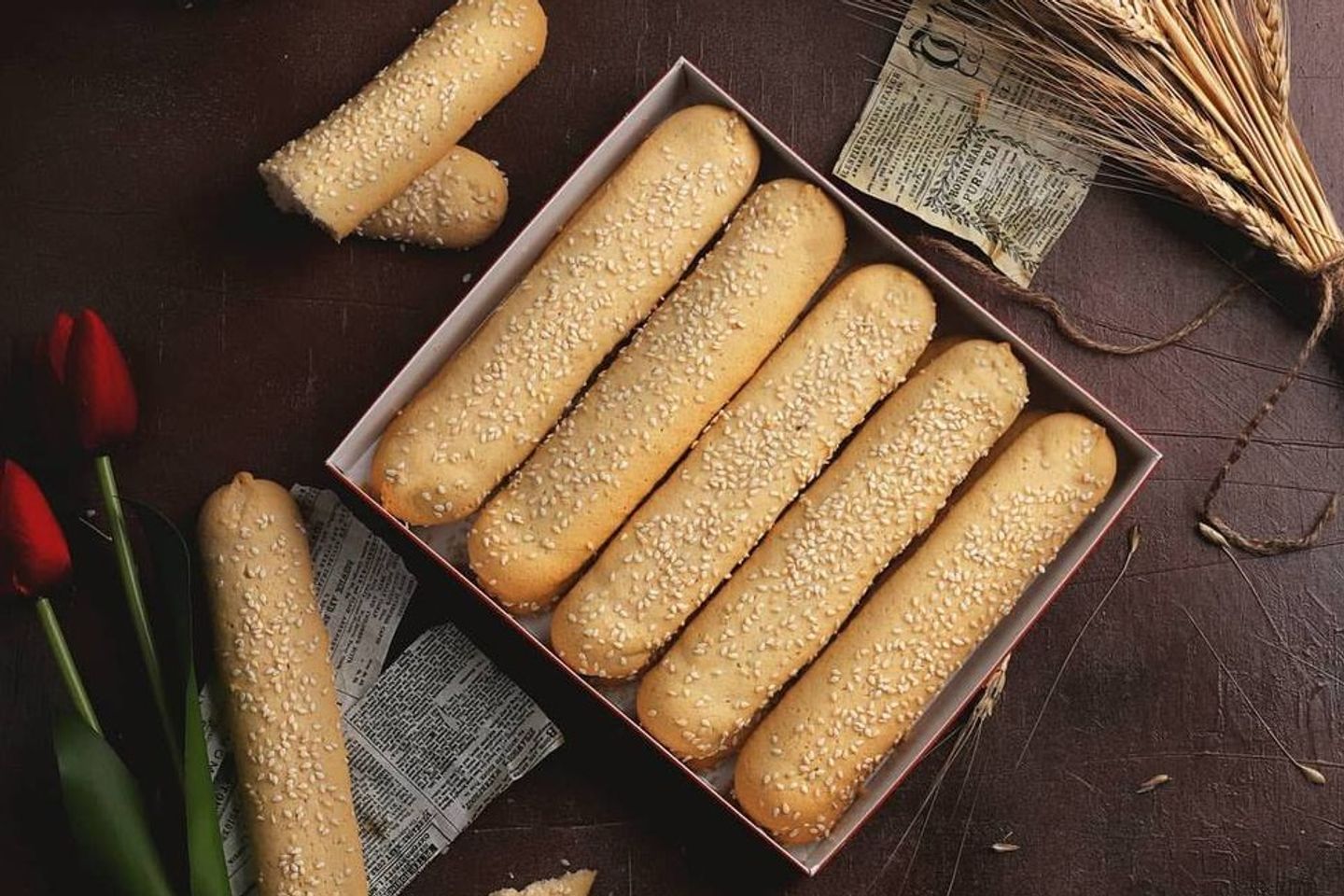 شابورة اصابع بالسمسم