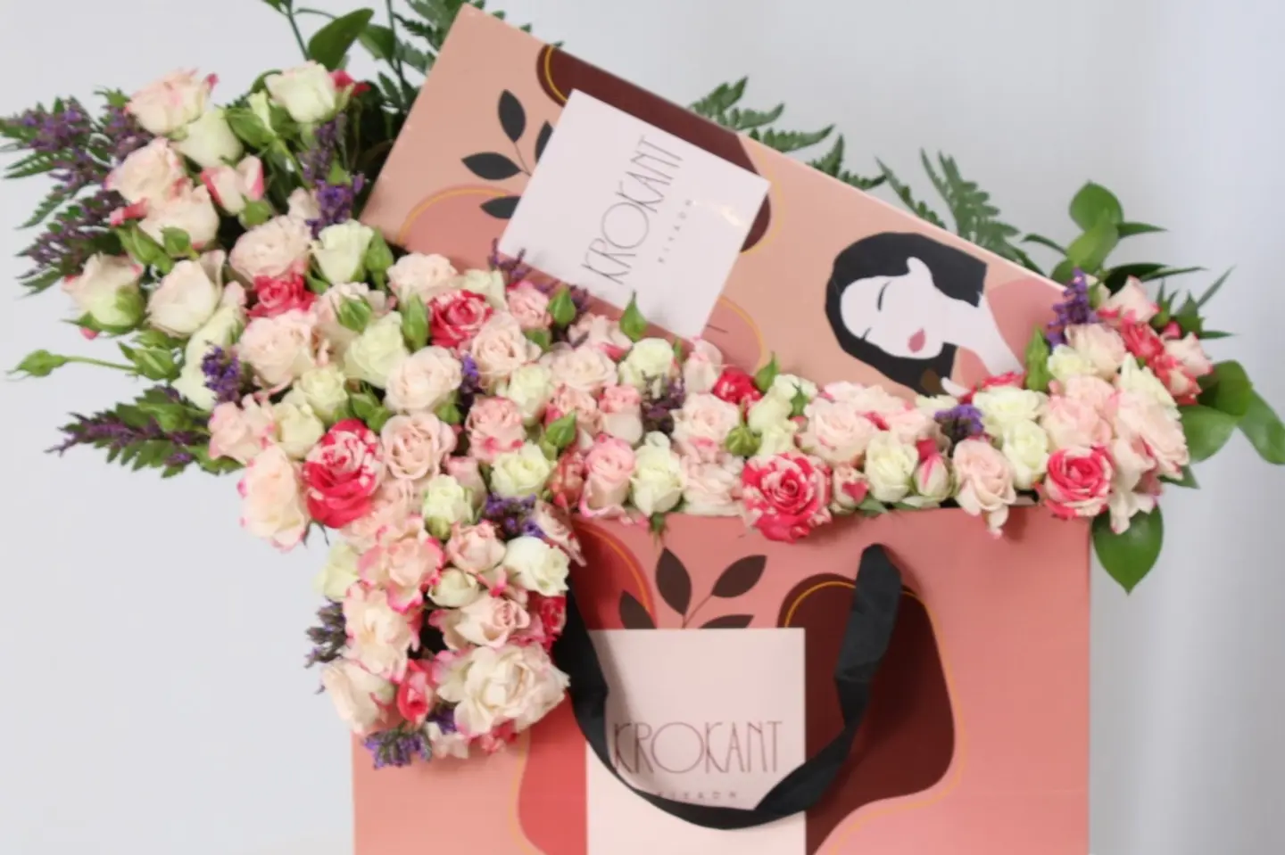 تشوكليت كروكنت مع البيبي روز