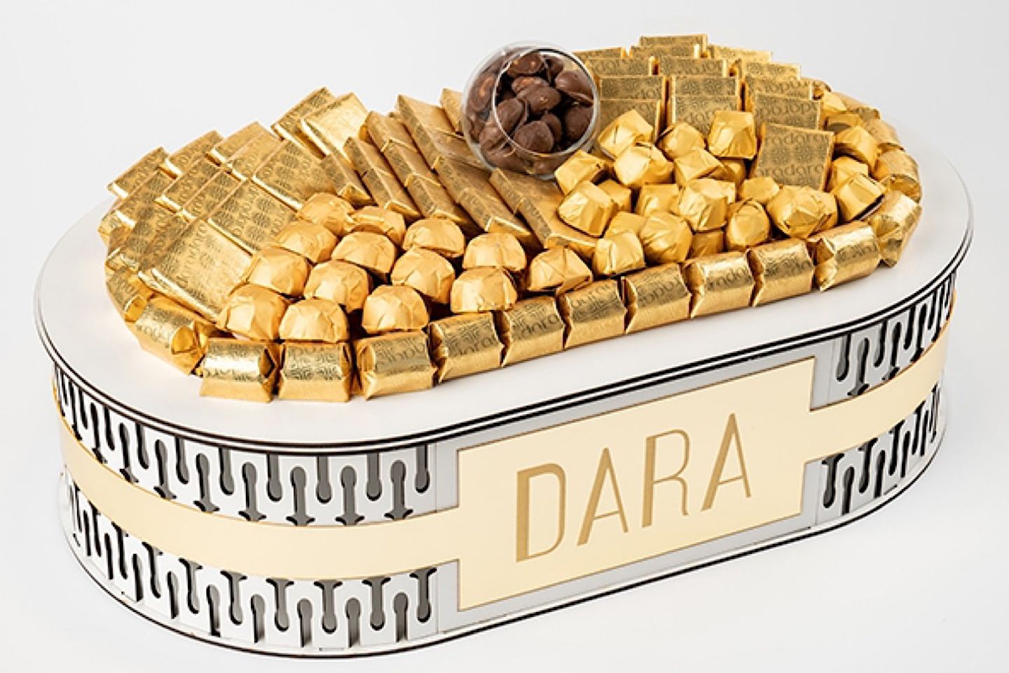 Dara Wrapped Chocolate Large