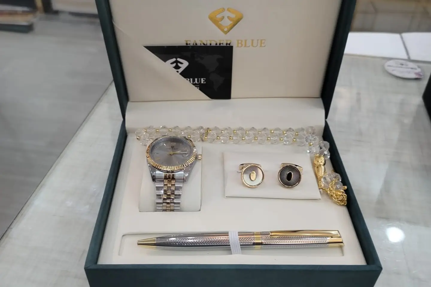 إثنانطقم ساعات فاندر بلو