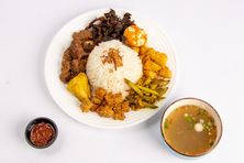 ناسي كامبور