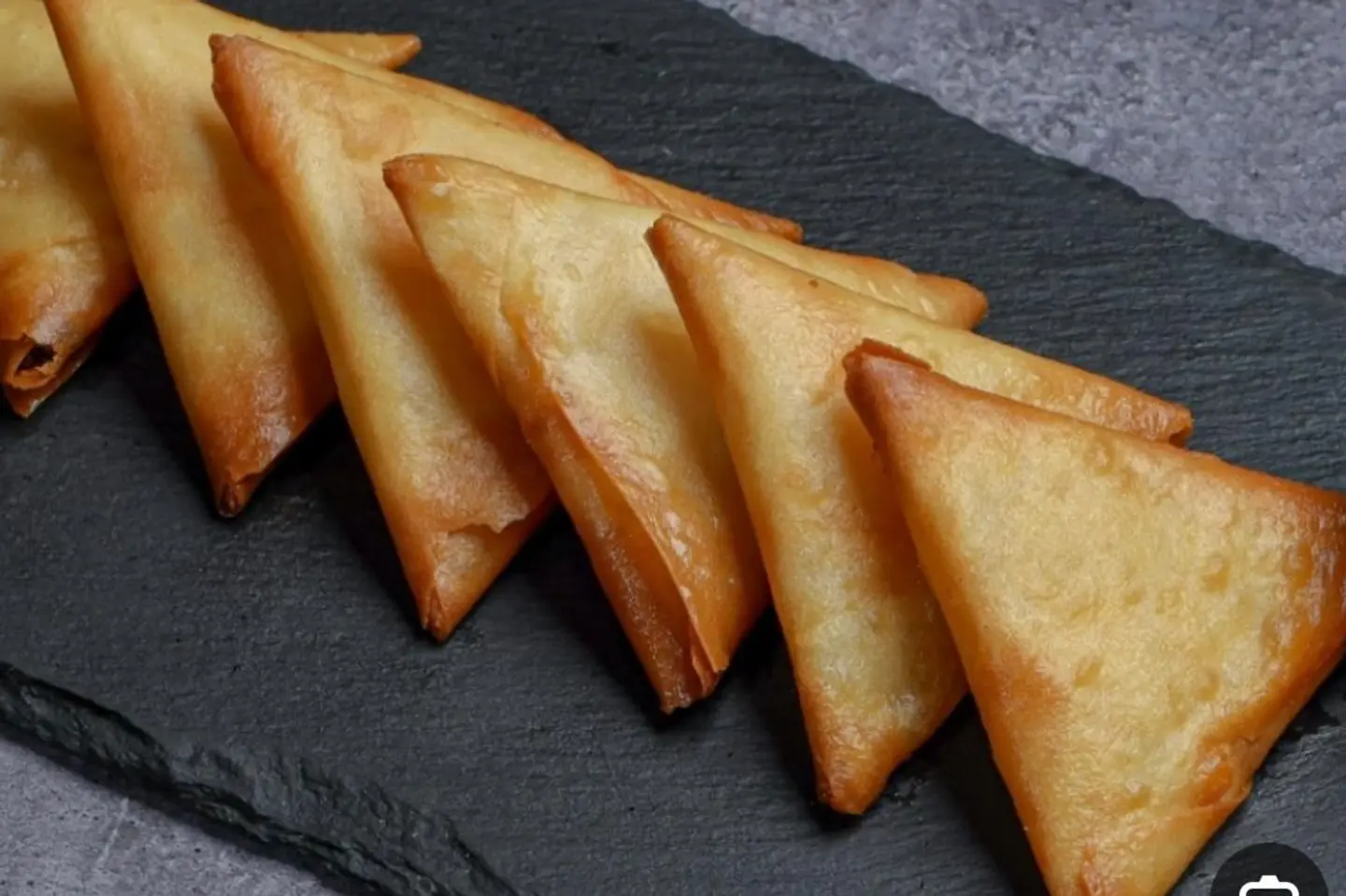 سنبوسة دجاج