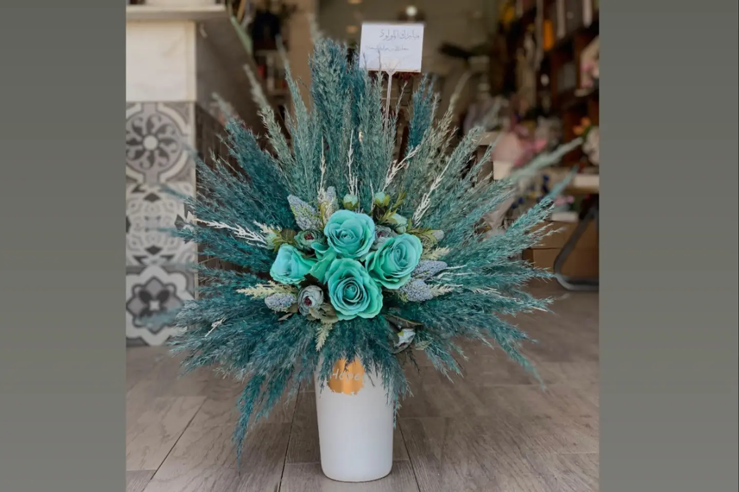 فازة ورد صناعي ٥