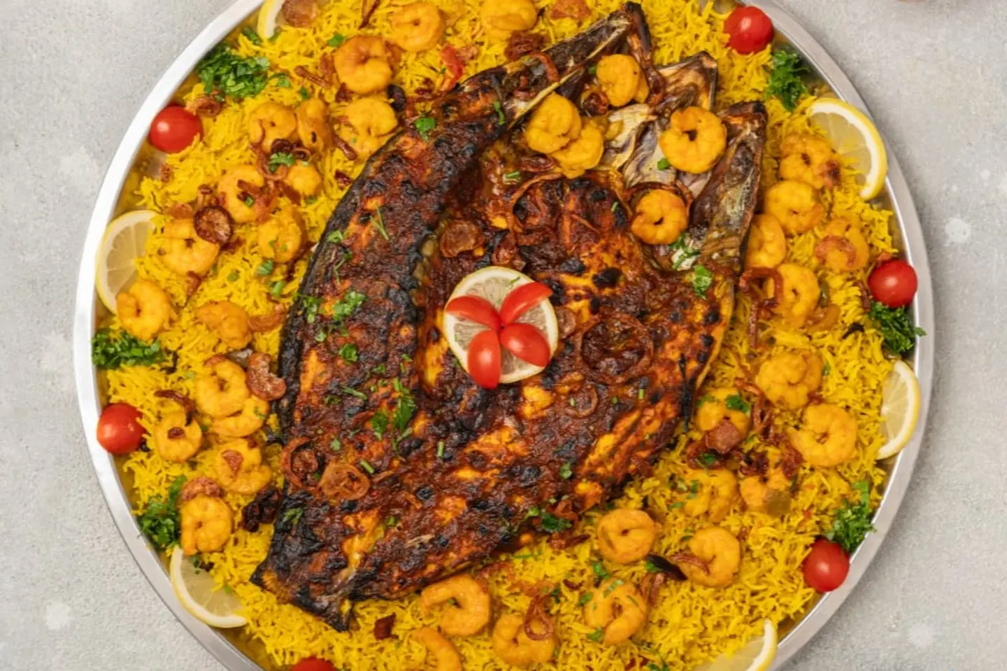طبق ملكي صغير