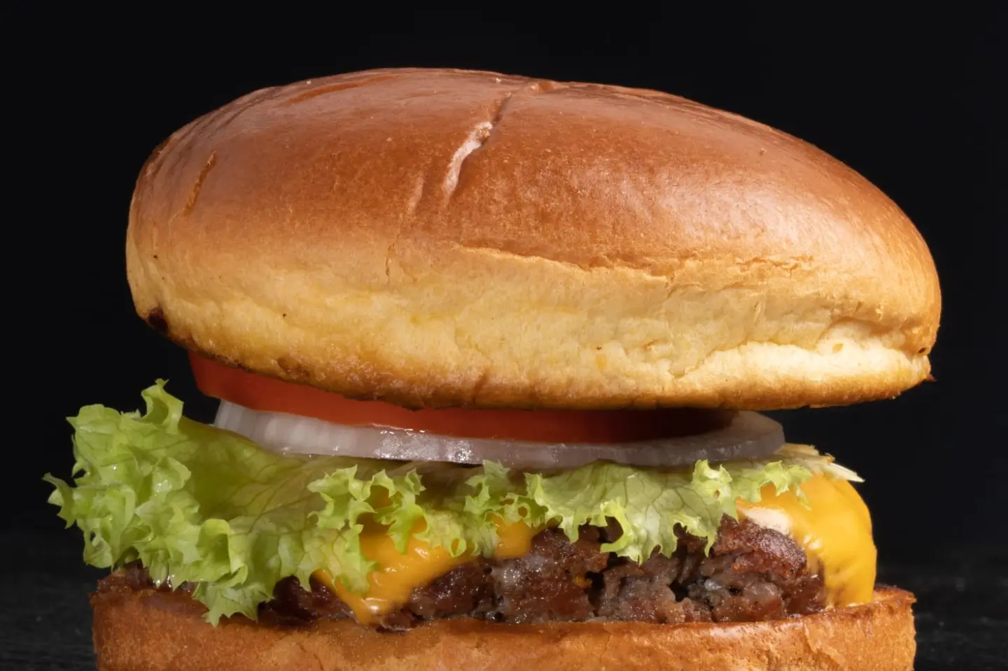 واقيو برجر مدخن باتي سوفيد ١٥٠غ مع الفرايز