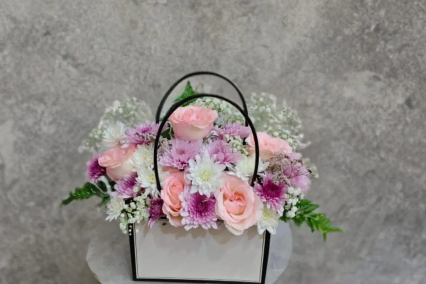 كيس ورد وردي