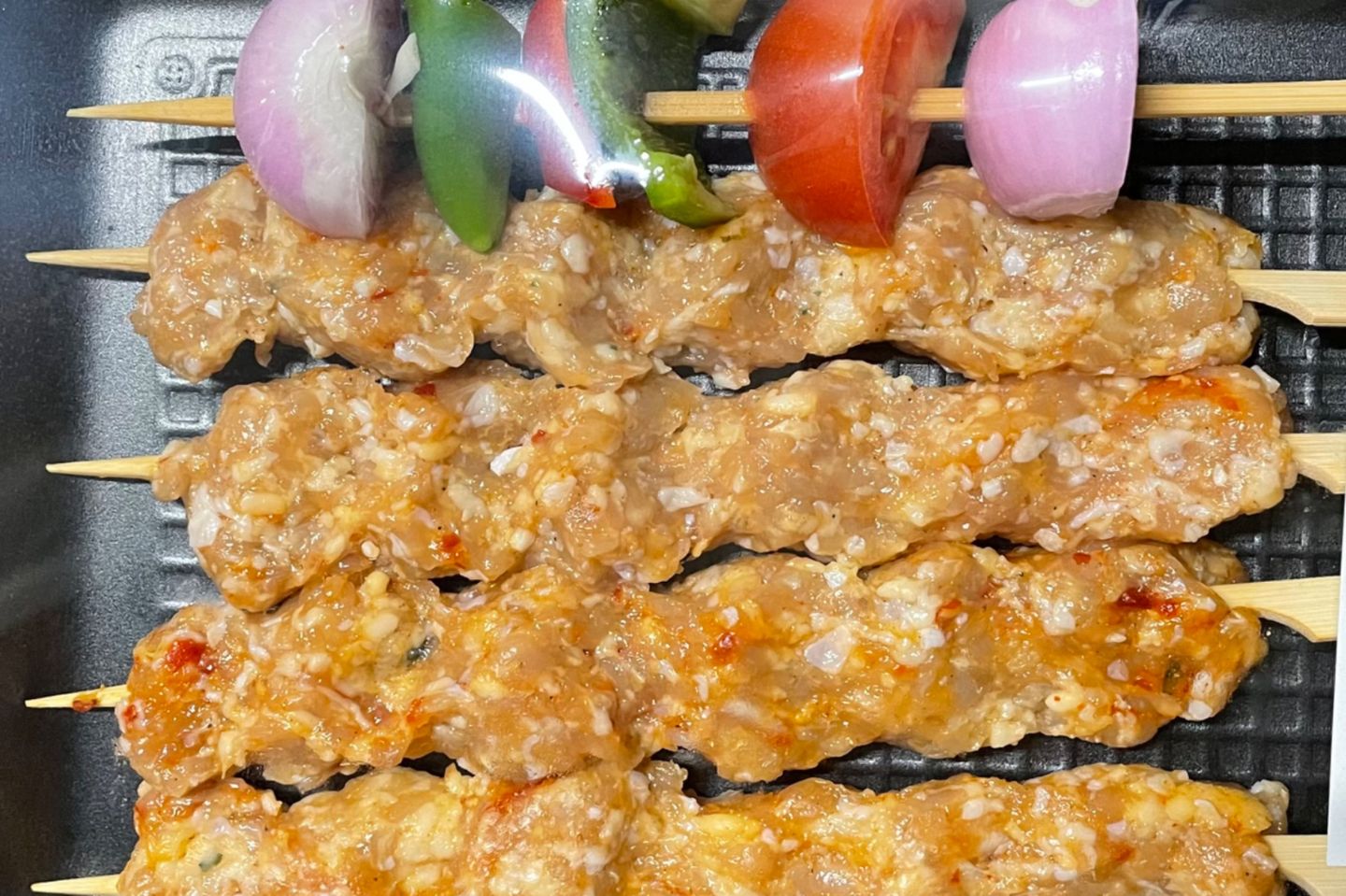 كباب دجاج شوي خارجي