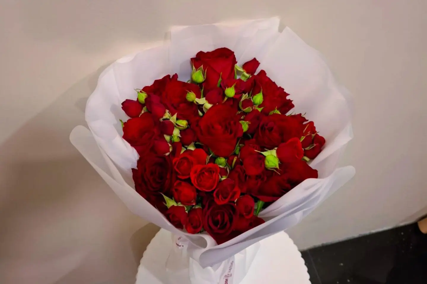 بوكية مكس روز و بيبي روز احمر تغليف ابيض