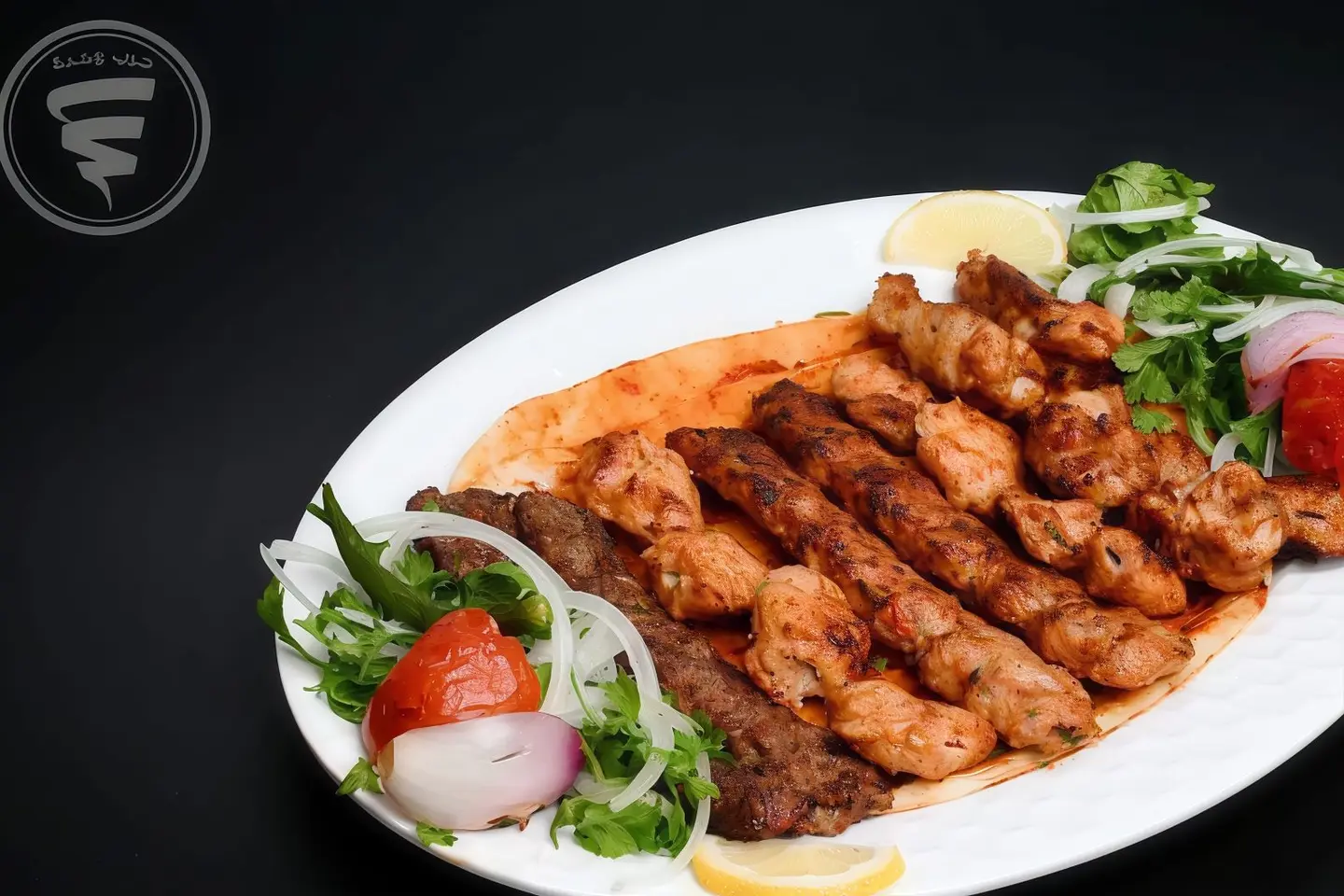 صحن كباب مشكل وسط
