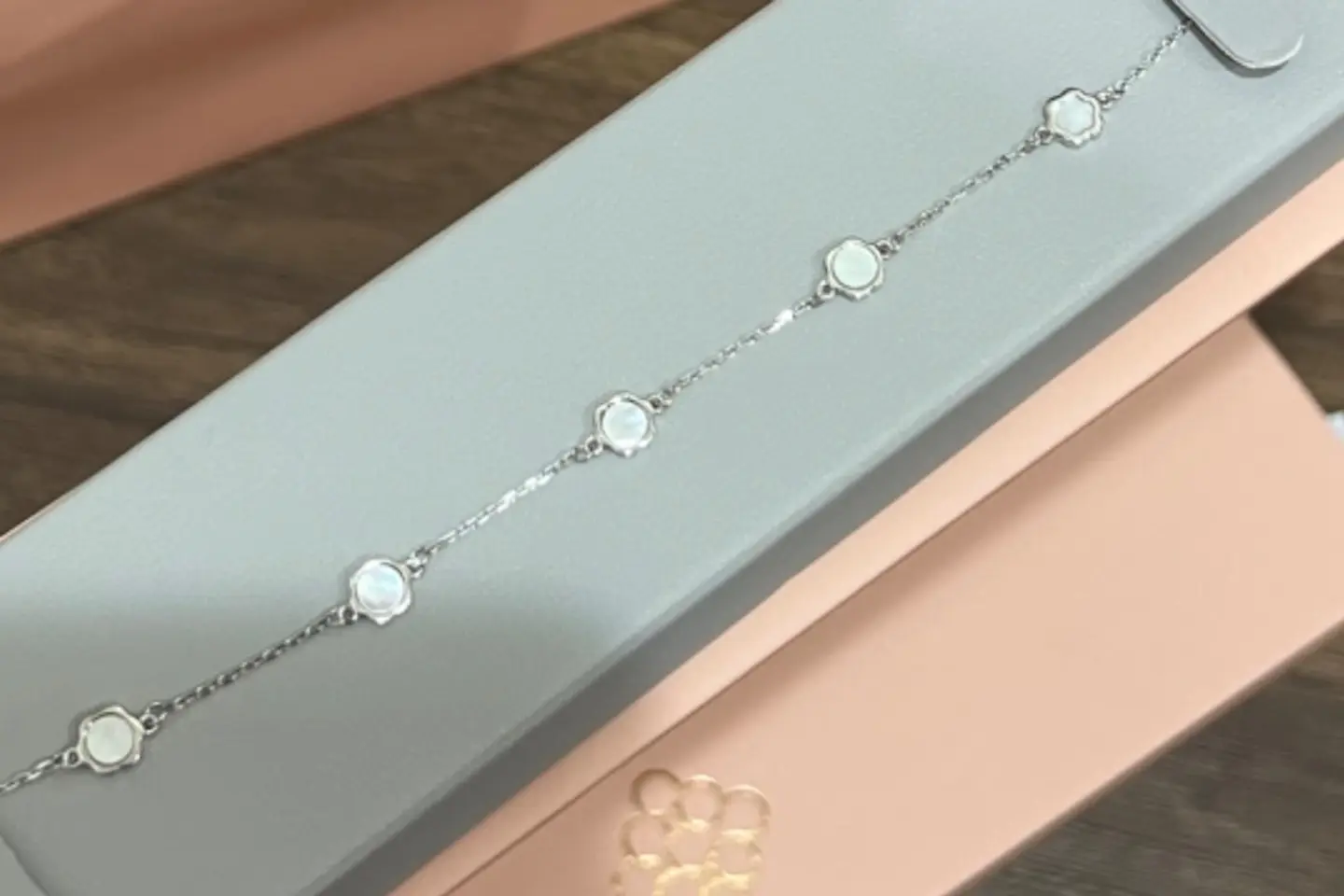 اسواره بريق الفضه ١